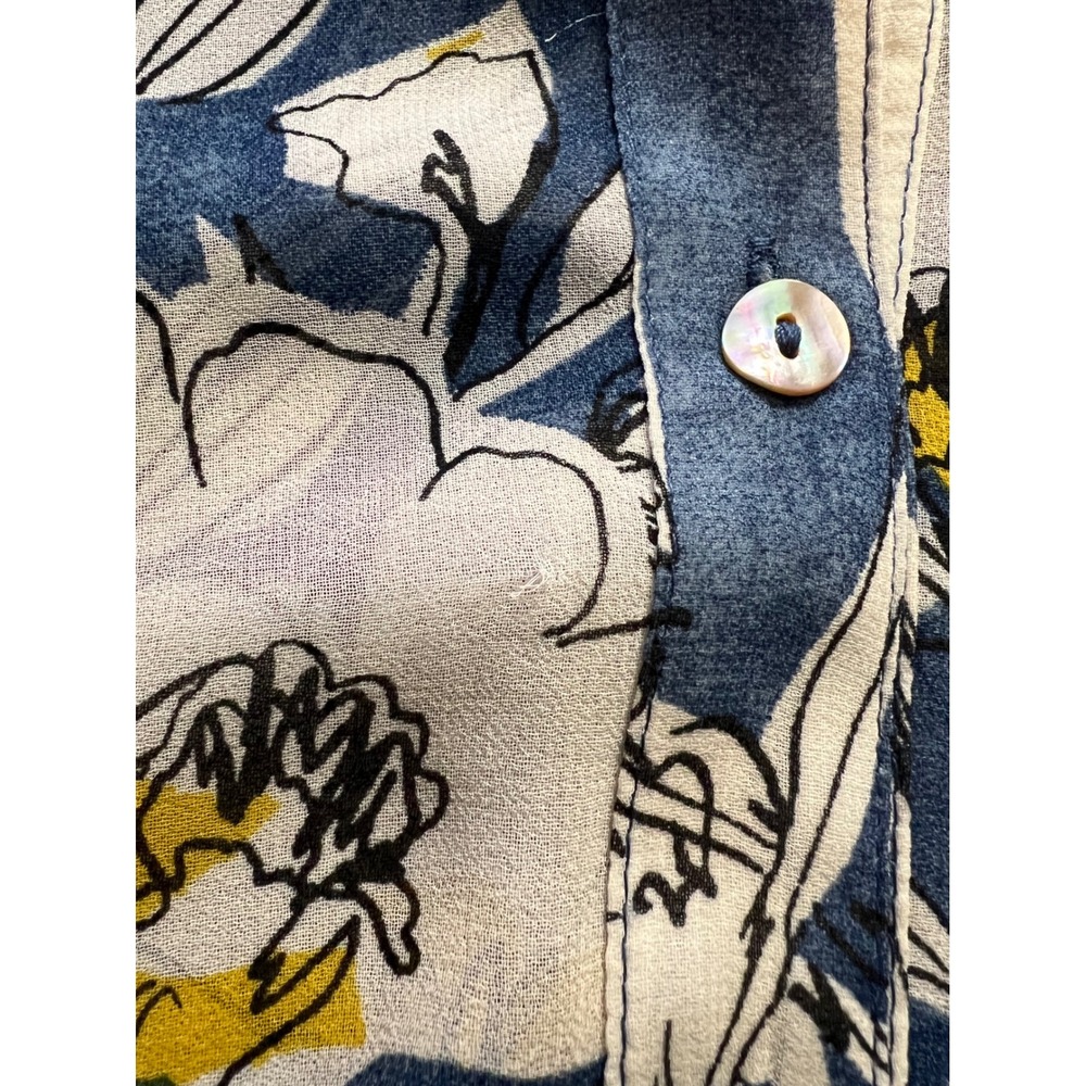 Hope Springs Blue and White Floral Button-Up Sheer Blouse Size L - Picture 7 of 7